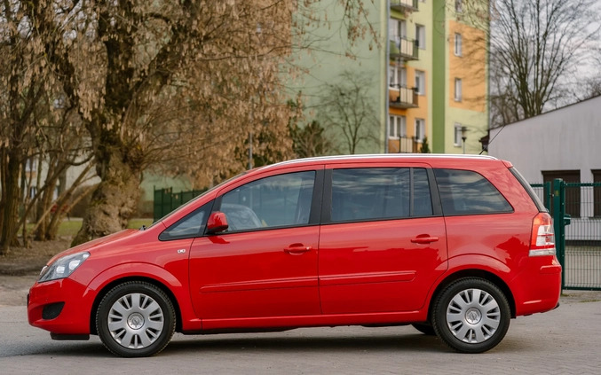 Opel Zafira cena 21900 przebieg: 148000, rok produkcji 2013 z Bolesławiec małe 301